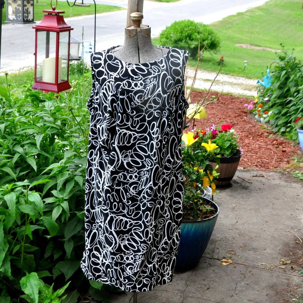 Dressbarn petite Sheath Dress 18W